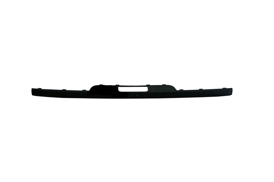 Moldura Volkswagen de paragolpe trasero Gol iii central