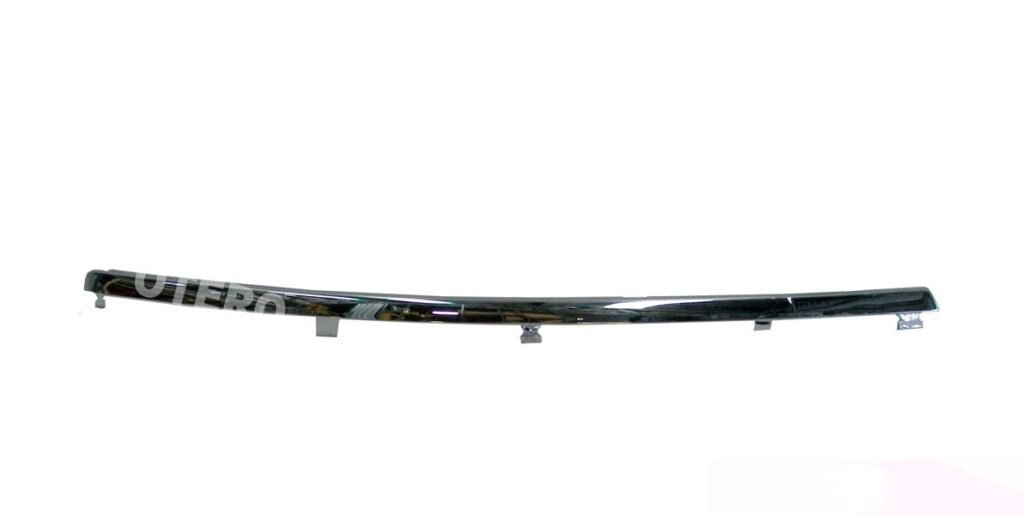 Moldura Paragolpe Delantero Passat B5 (vira Cromada) derecho